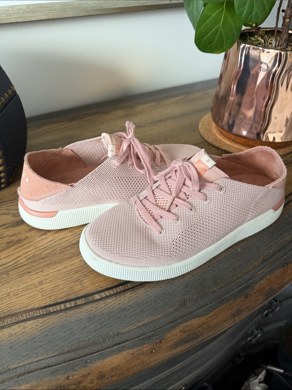 Reef Women’s Knit Lace-Up Sneakers — Dusty Rose